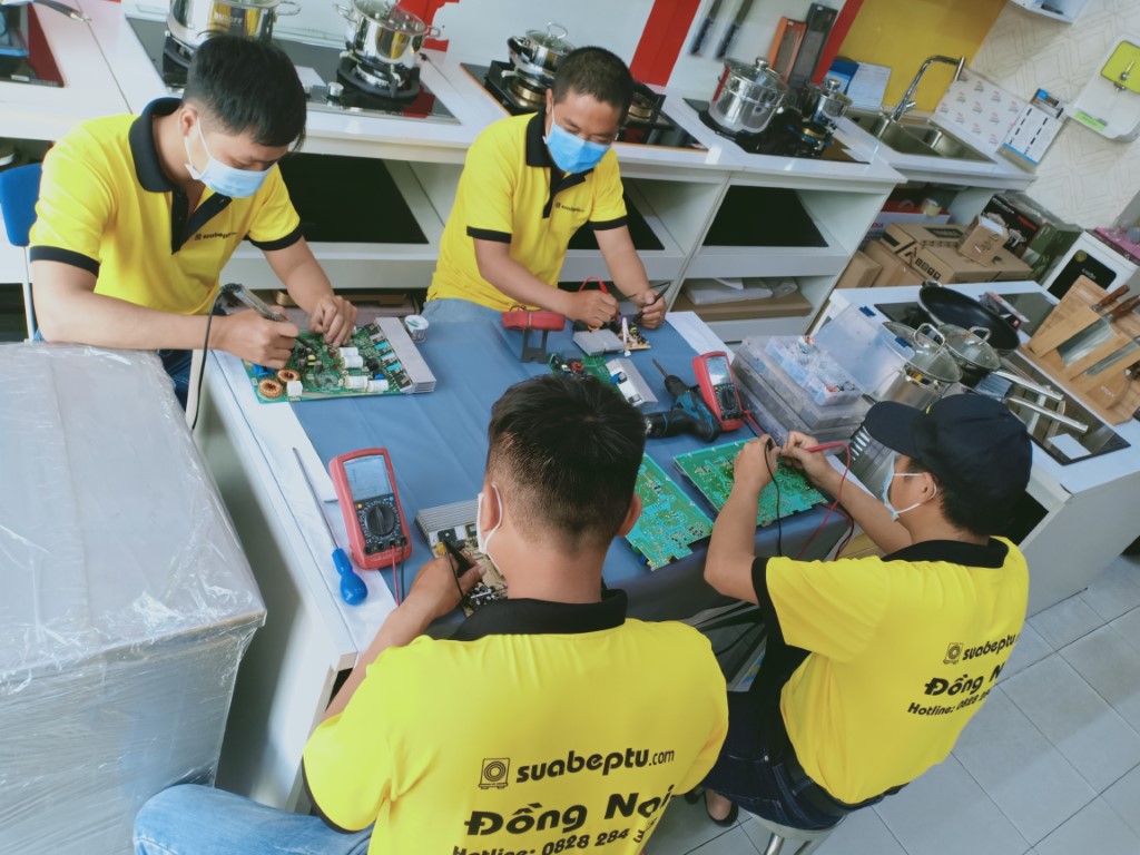 Dịch vụ sửa bếp từ AEG lỗi E1 tại Đồng Nai