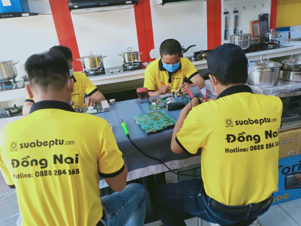 Dịch vụ sửa bếp từ Dudoff lỗi E3 tại Sài Gòn