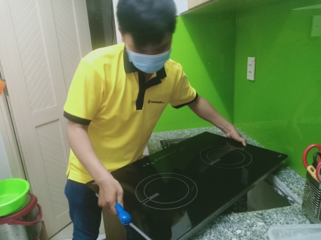 Dịch vụ sửa bếp từ Ebox lỗi E5 tại Sài Gòn
