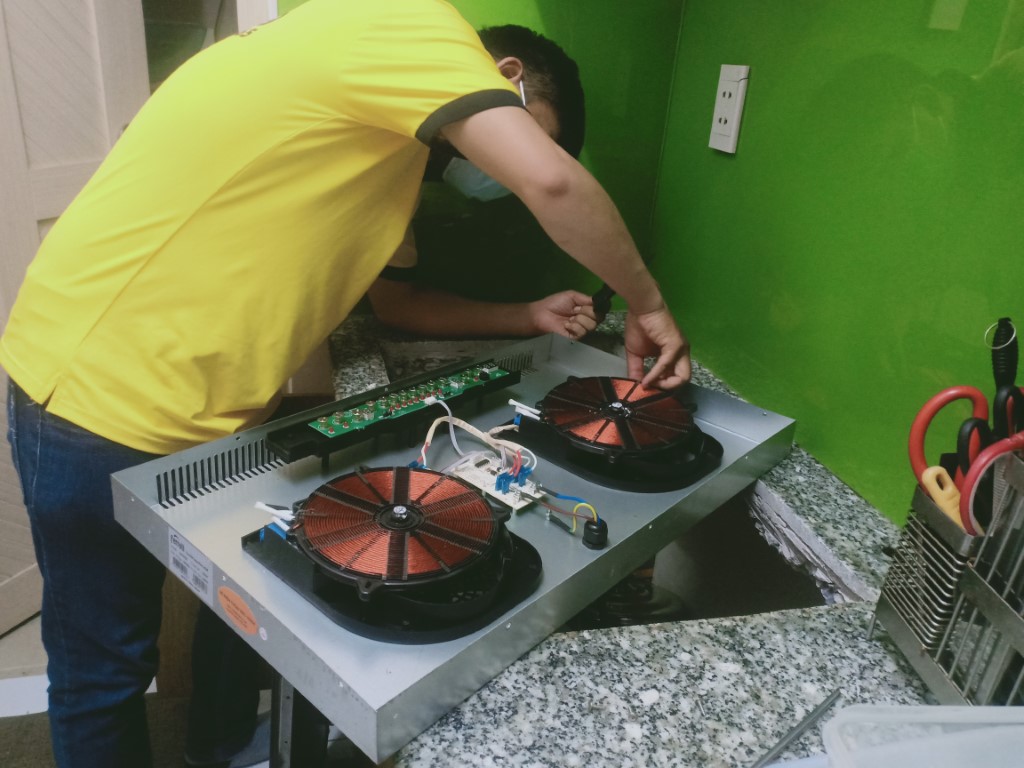 Dịch vụ sửa bếp từ Indufix lỗi E5 tại Sài Gòn