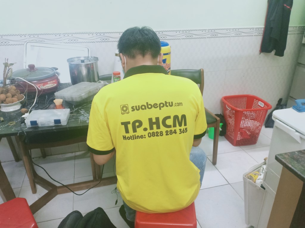 Dịch vụ sửa bếp từ Fandi lỗi E5 tại TPHCM