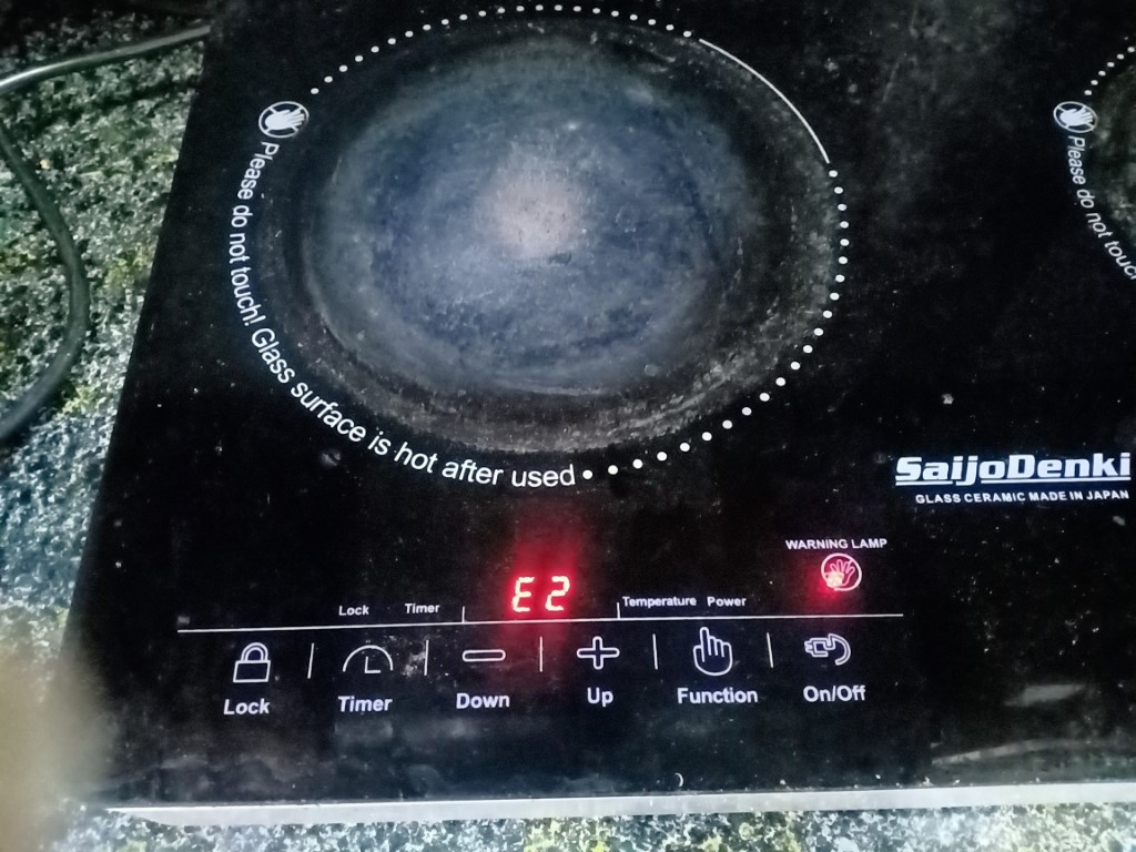 Sửa bếp từ bị Er22
