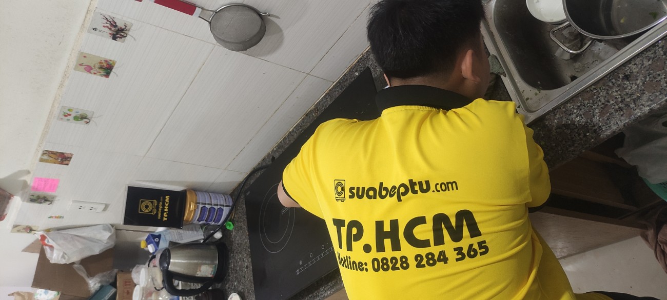 Thay mặt kính bếp từ tại đường Nguyễn Hới, Quận Bình Tân