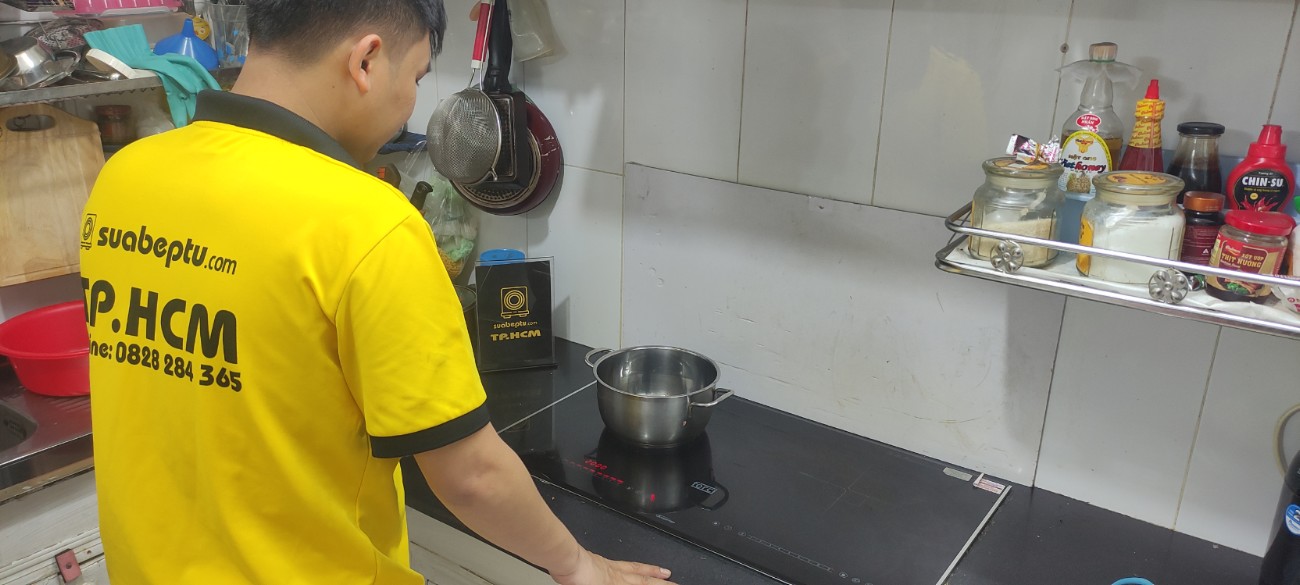 Dịch vụ thay mặt kính bếp từ tại đường Trần Bình Trọng